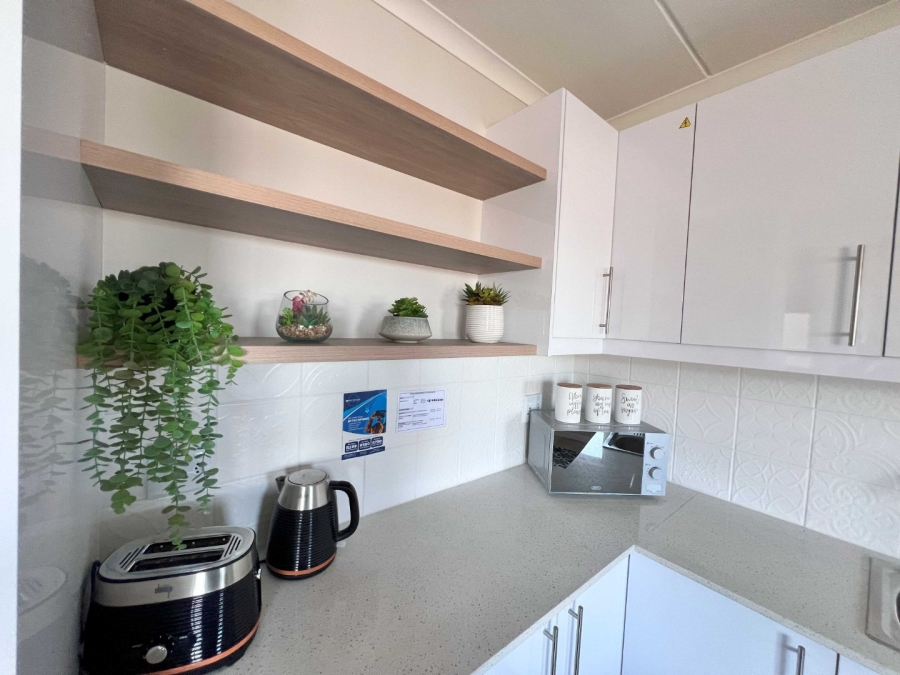 2 Bedroom Property for Sale in Table View Western Cape